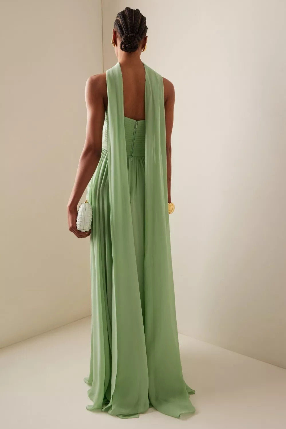 Vestido maxi elegante sin tirantes con lazo y fajín
