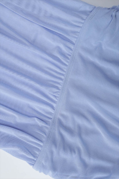 Minivestido ceñido con lazada y un solo hombro