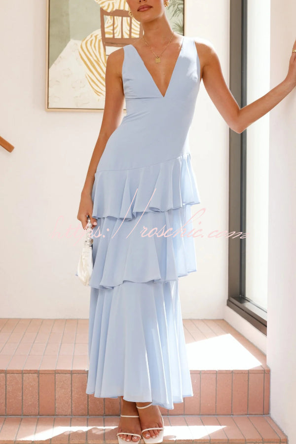 Solid Color V-neck Sleeveless Elegant Layered Maxi Dress