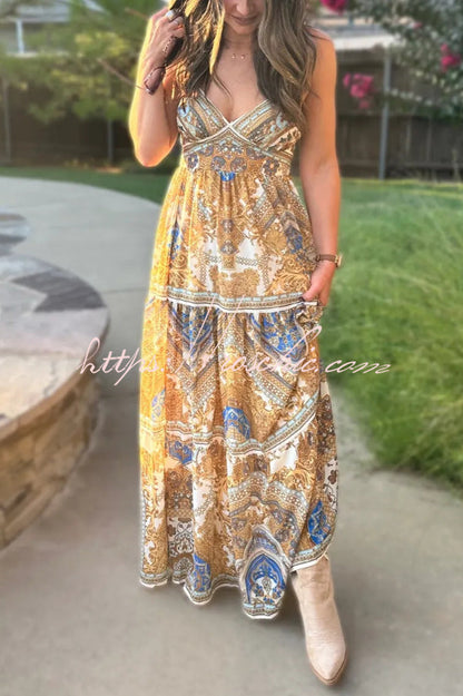 Bohemian Style Unique Printed V-neck Backless Vacation Maxi Dress
