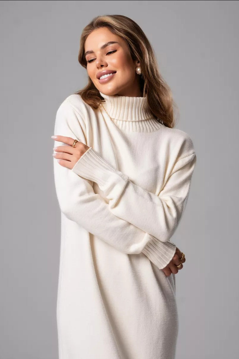 Vestido suéter de cuello alto holgado