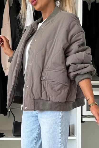 Abrigo acolchado liso casual con botones