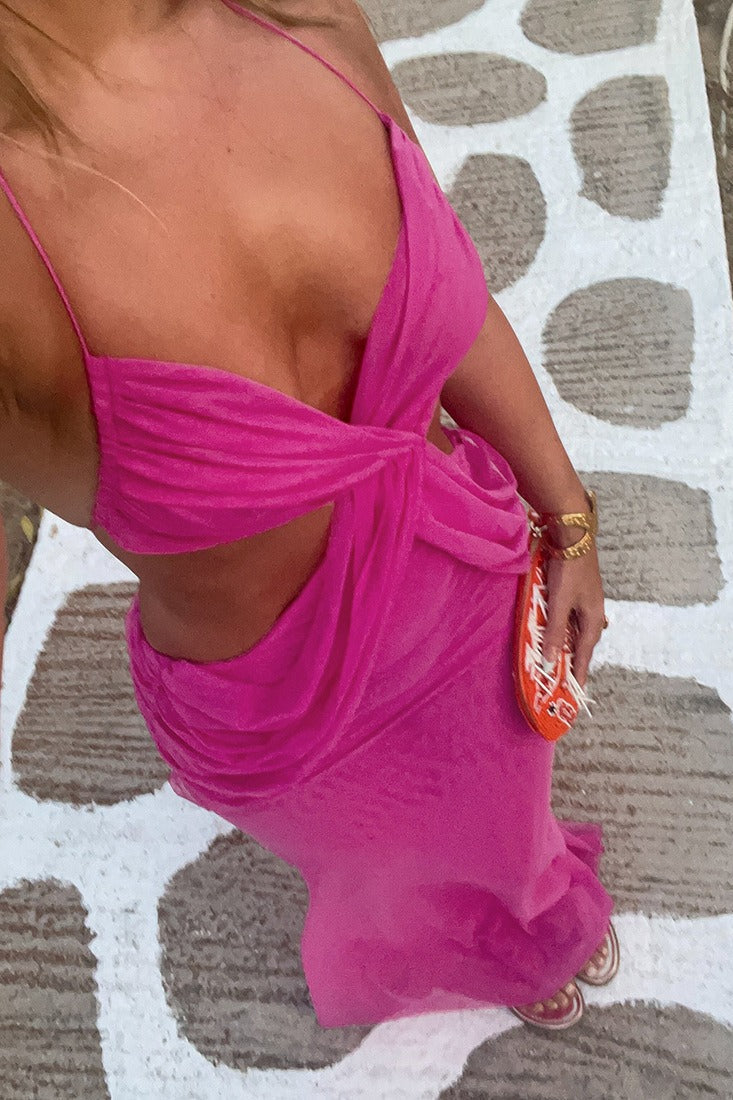 Vestido largo con aberturas, lazo en la cintura y cuello halter transparente