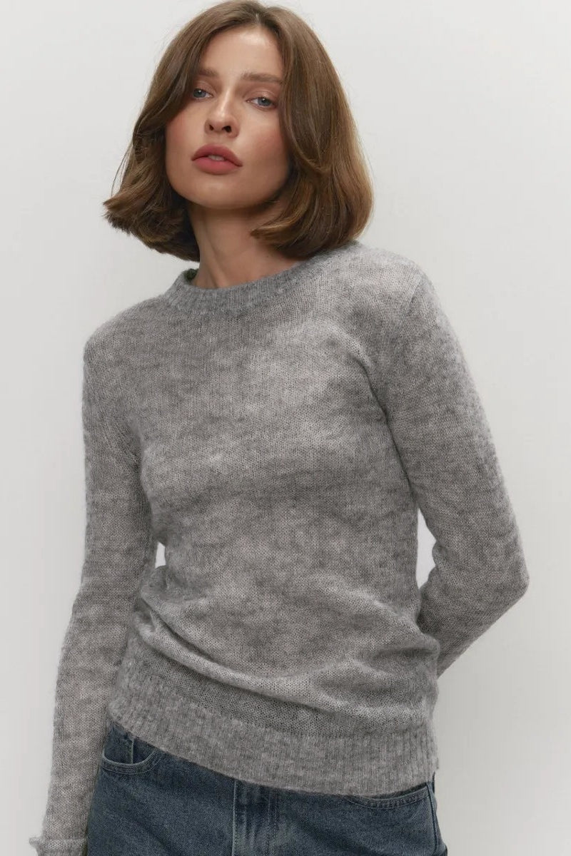Top de punto de mohair con cuello redondo