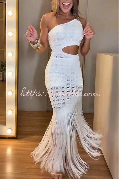 Refresh Style Knit Hollow Out One Shoulder Cutout Waist Tassel Hem Maxi Dress