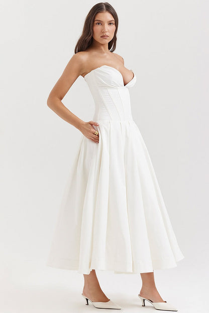 Vestido de fiesta con corsé sin tirantes y corte A