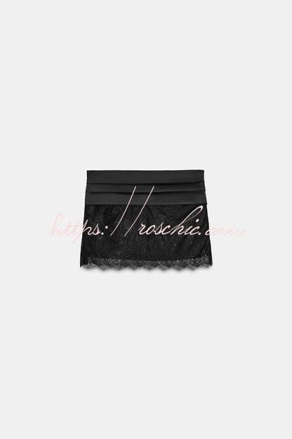 Anna Satin Bow Appliqu¨¦ Mid Rise Lace Hem Mini Skirt