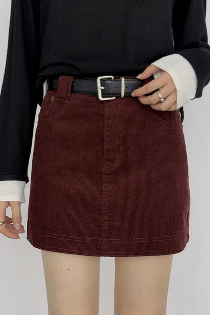 Falda retro de pana con corte en A