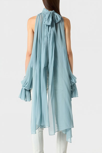 Blusa holgada con cuello irregular y tirantes halter de color liso