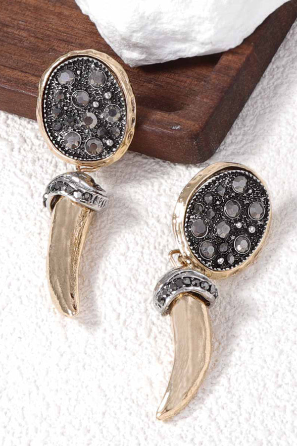 Fashionable Diamond-encrusted Animal Fang-shaped Pendant Earrings