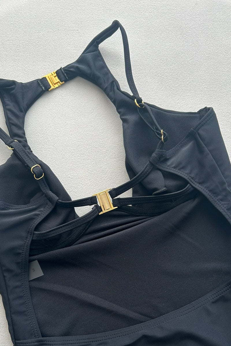 Bañador de una pieza sexy con aros y efecto reductor