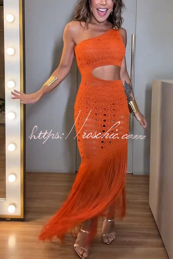Refresh Style Knit Hollow Out One Shoulder Cutout Waist Tassel Hem Maxi Dress
