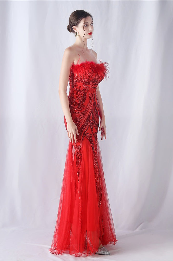 Vestido de Noche con Lentejuelas y Plumas de Avestruz