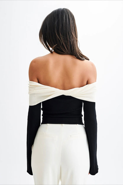 Off-Shoulder Fitted Knit Sweater