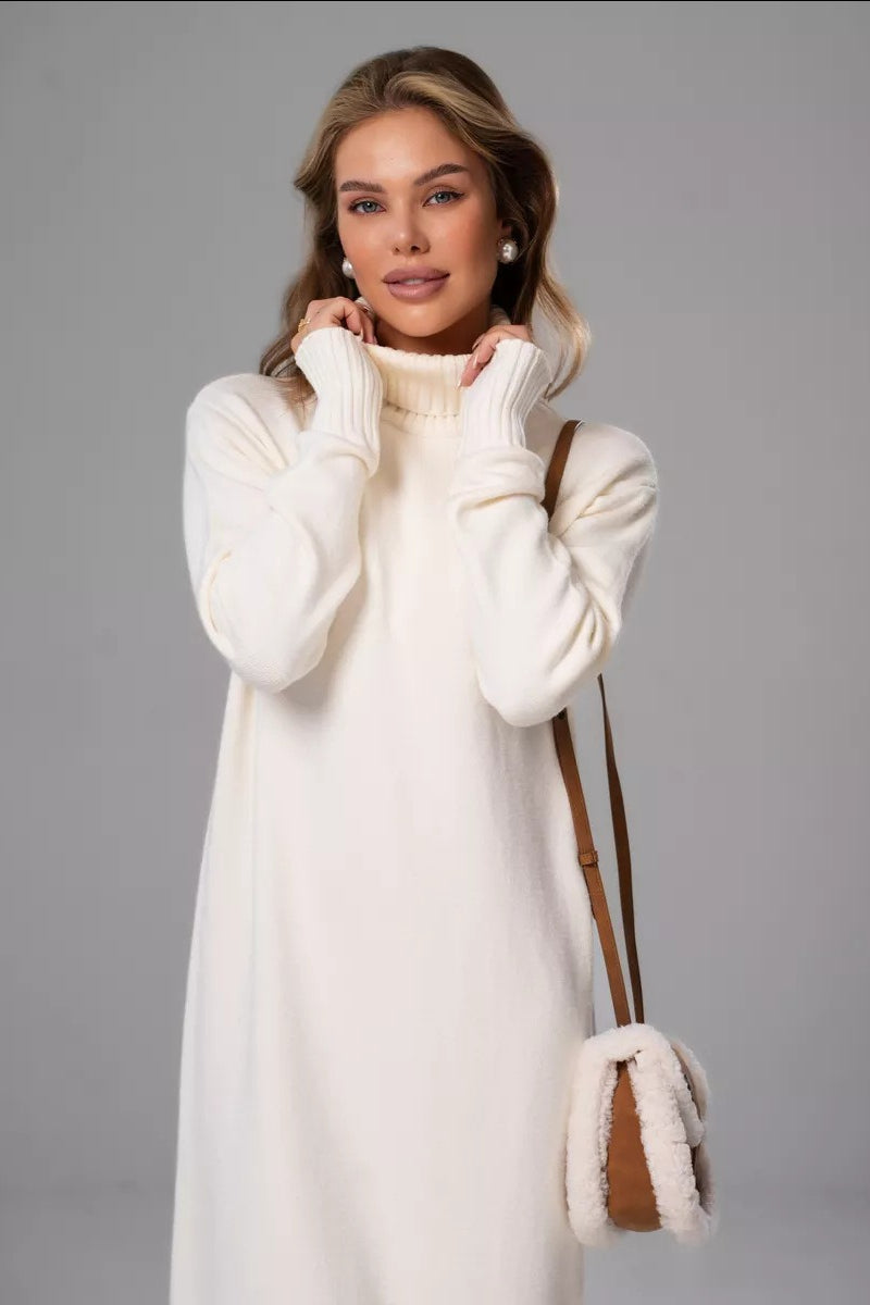 Vestido suéter de cuello alto holgado