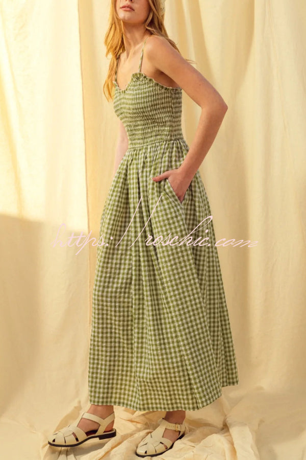 Stylish Plaid Print Spaghetti Strap Ruched Casual Pocket Maxi Dress