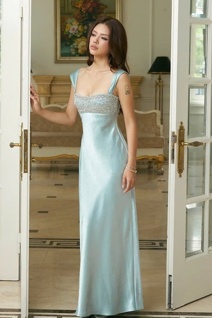 Vestido Maxi Elegante Fruncido con Pedrería y Retazos