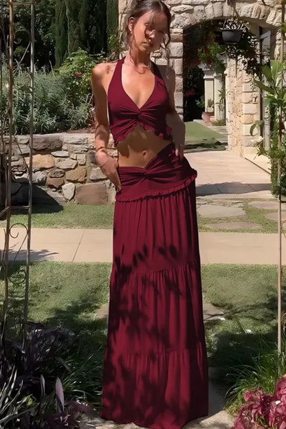 Vestido boho coordinado con escote halter y detalle retorcido, sin mangas