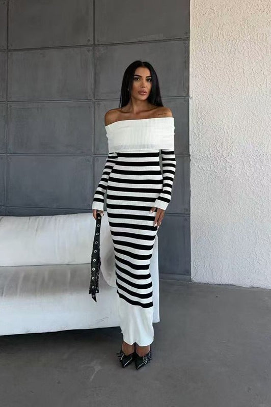 Vestido de punto a rayas con hombros descubiertos