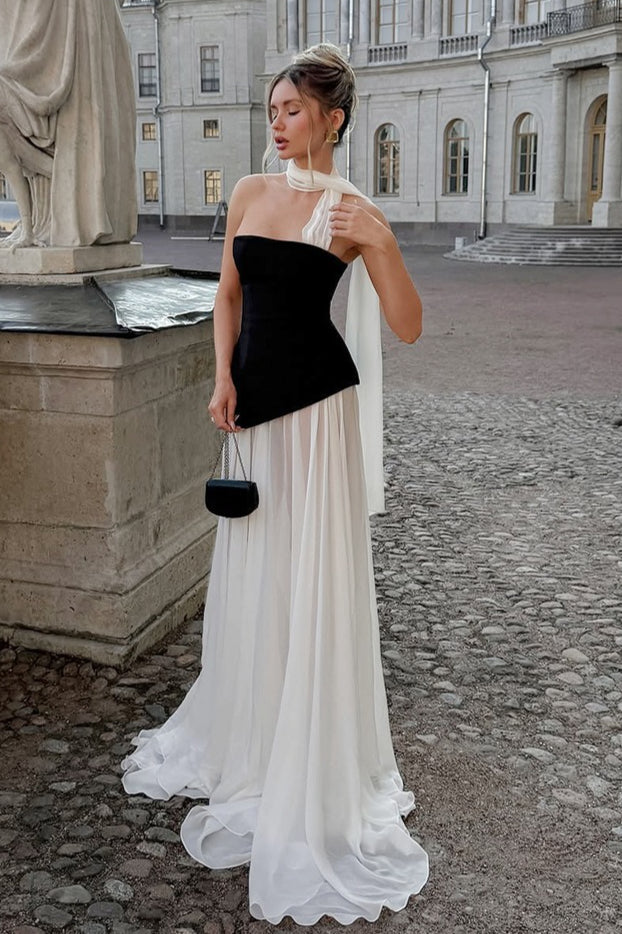 Elegante Vestido Maxi Acampanado con Ribete Ondulado en Bloques de Color