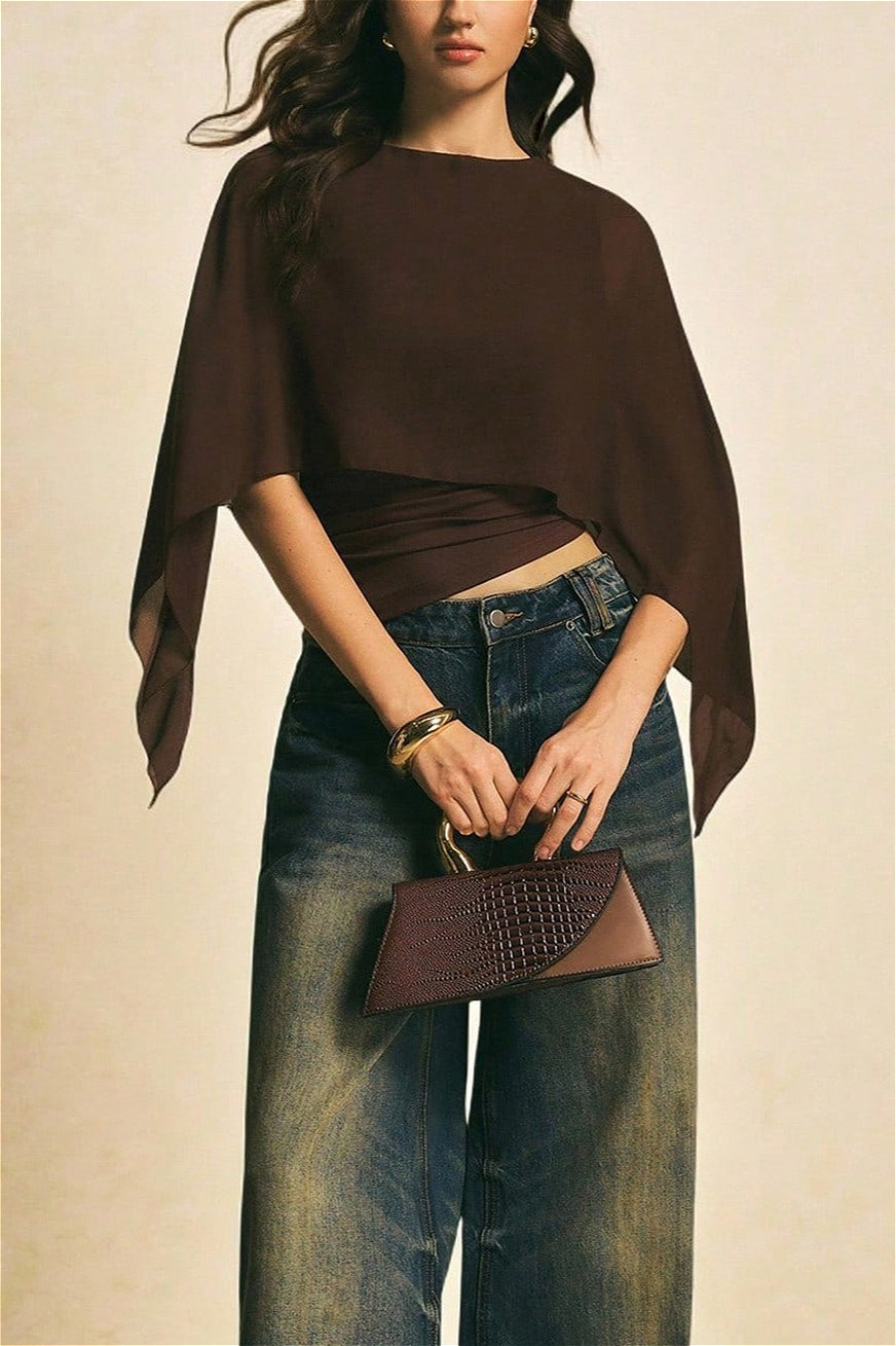 Blusa de gasa con mangas de capa y dobladillo irregular