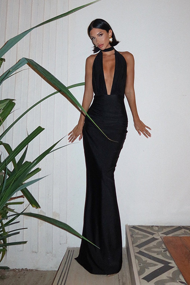 Vestido de fiesta largo sin espalda, con escote en V y cuello halter con abertura