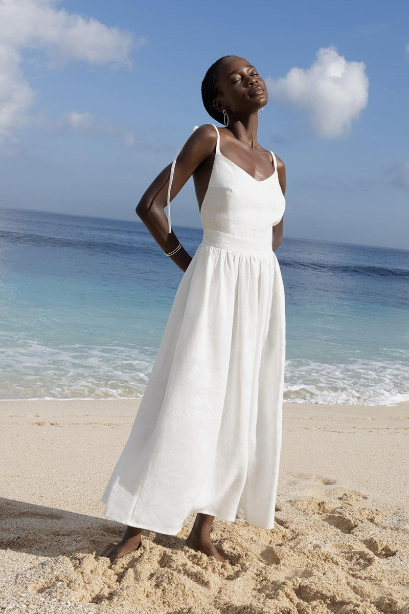 Vestido Midi Elegante de Algodón con Tirantes Finos Escote en V y Espalda Descubierta Anudada