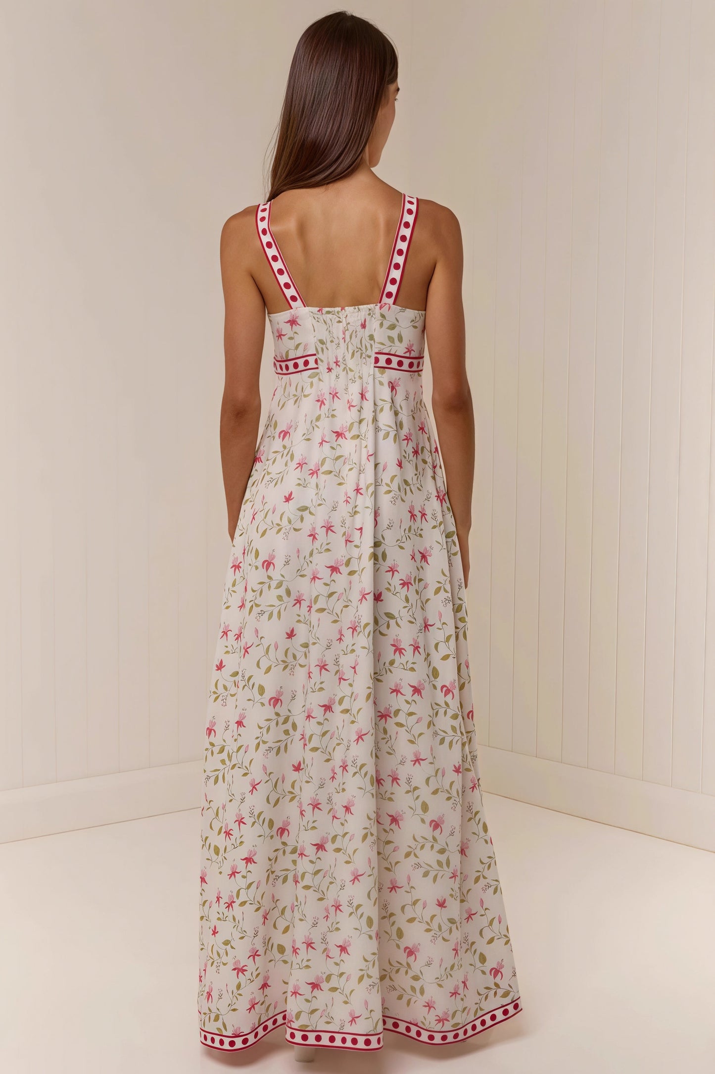 Maxivestido de verano informal con tirantes finos y estampado de lino