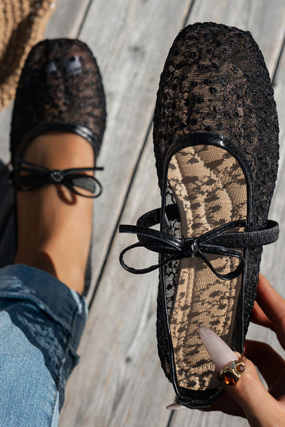 Fashionable Embroidered Square-toe Flat Casual Shoes