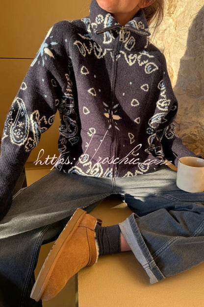 Fashionable Jacquard Turtleneck Long-sleeved Casual Zip-up Pocket Knit Top