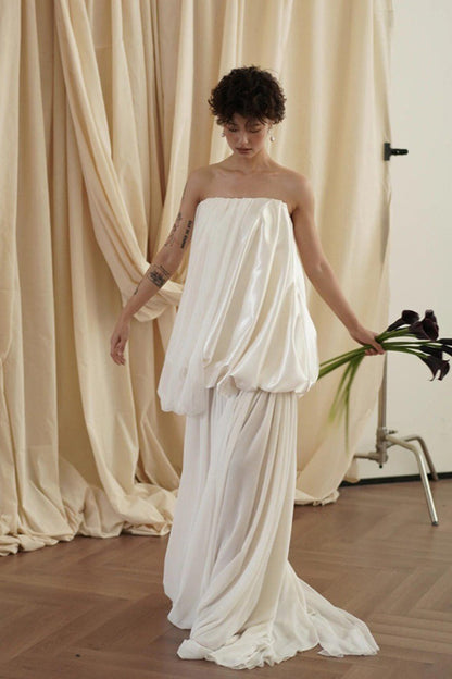 Vestido de recepción minimalista, suelto, elegante y vaporoso