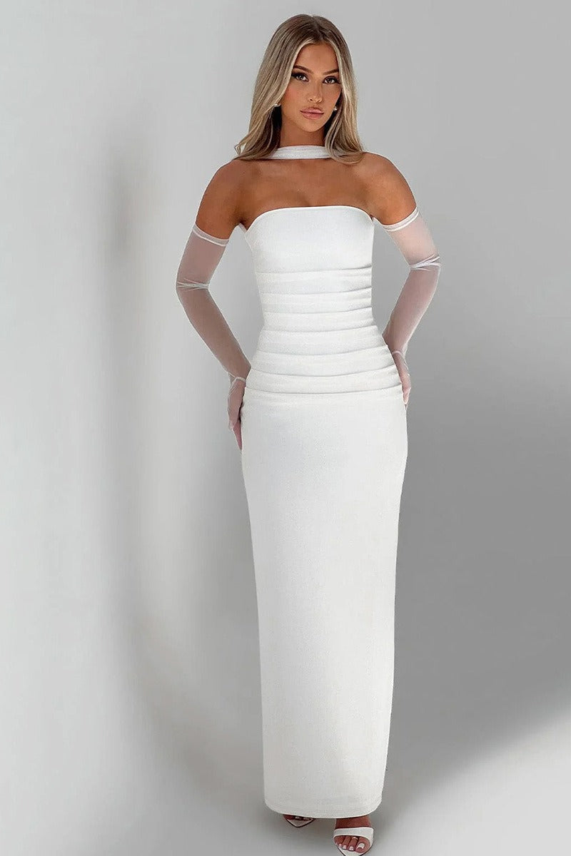 Vestido de gala tipo bustier con mangas transparentes