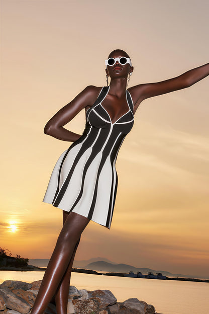 Minivestido halter de vendaje con fruncido en la cintura, elegante, blanco y negro, para vacaciones