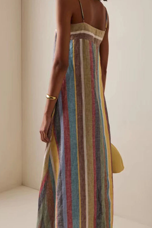 Vestido bohemio con estampado de rayas y tirantes