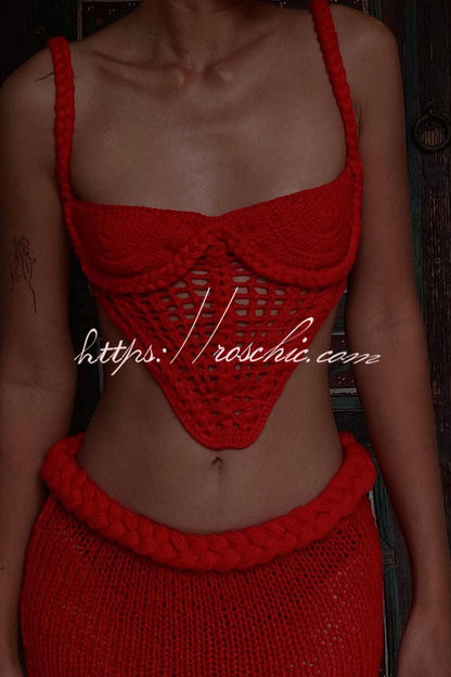 Sumui Hollow Crochet Knit Braid Detail V-shaped Hem Crop Vacation Tank