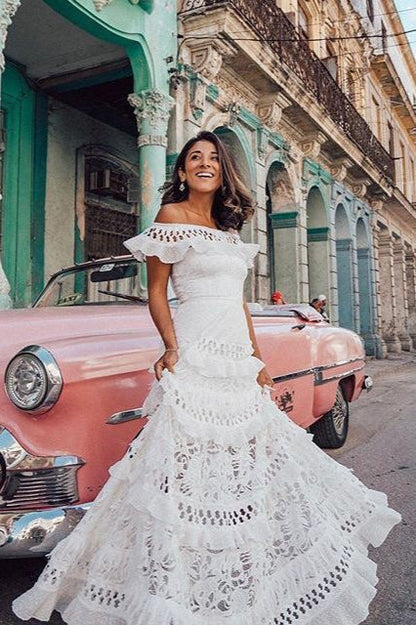 Vestido bohemio elegante con volantes de un solo hombro