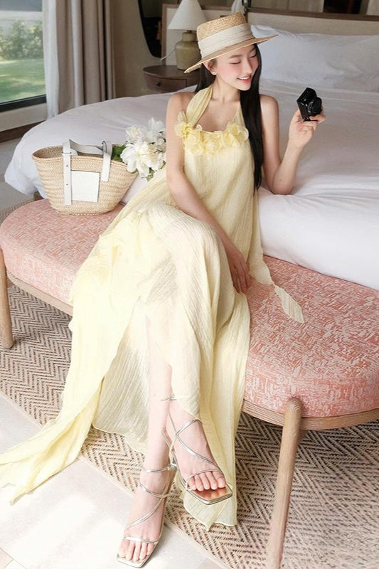 Vestido maxi halter elegante entallado con flores 3D
