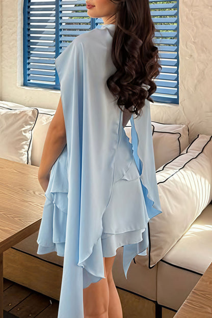 Minivestido de raso liso con tirantes finos y volantes