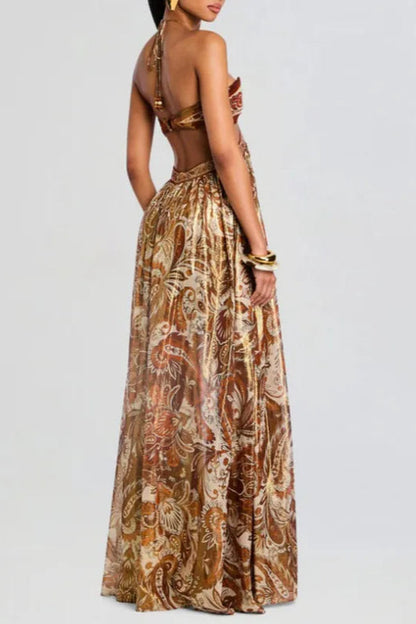 Vestido bohemio plisado con cordones y sin tirantes