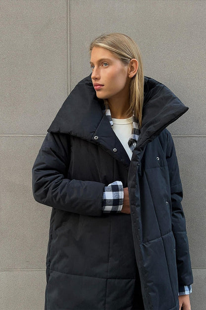 Chaqueta Puffer Larga con Cuello Alto
