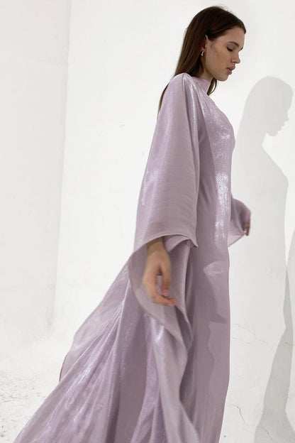 Vestido midi estilo bata sedoso, vaporoso y suelto