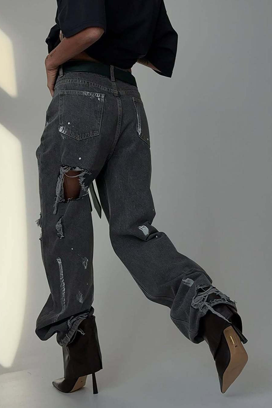 Graffiti Distressed Loose Straight Leg Jeans