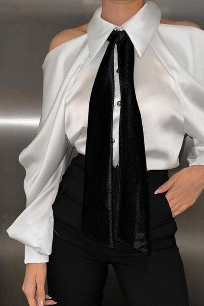 Blusa de manga larga con cuello elegante y profesional