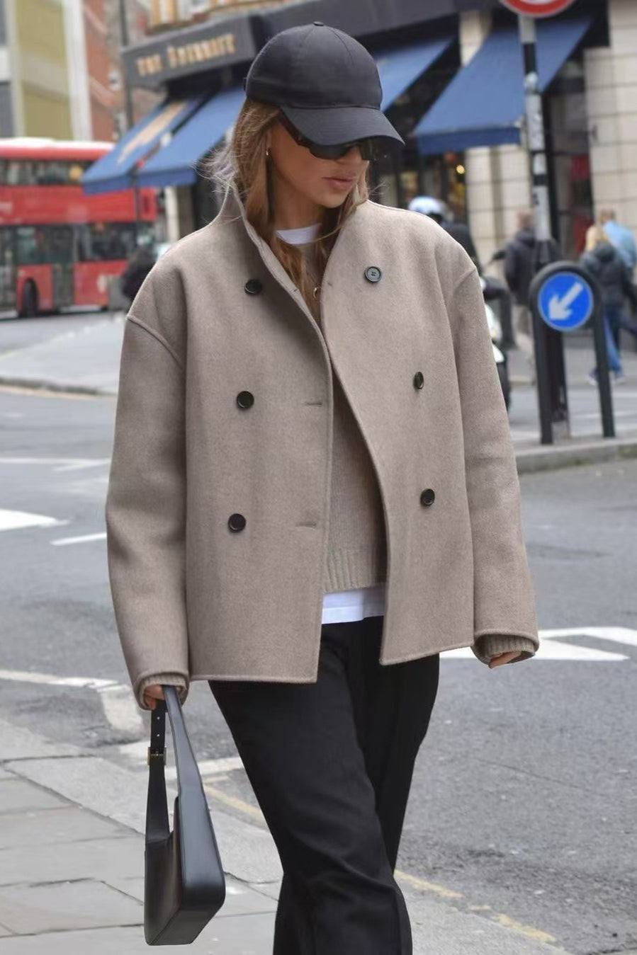 Chaqueta larga de cuello alto de lana para invierno