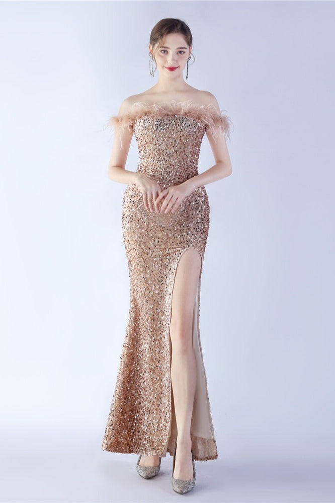 Vestido formal de terciopelo con lentejuelas y plumas de avestruz, con hombros descubiertos