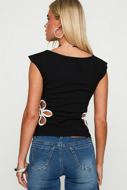 Camiseta informal calada floral