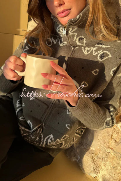 Fashionable Jacquard Turtleneck Long-sleeved Casual Zip-up Pocket Knit Top
