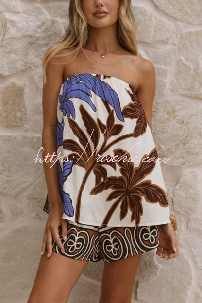 Unique Printed Sleeveless Off-shoulder Loose Top and Elastic Waist Casual Pocket Shorts Set