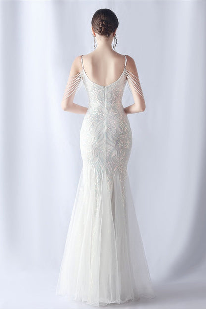 Vestido maxi de cóctel de malla con abalorios