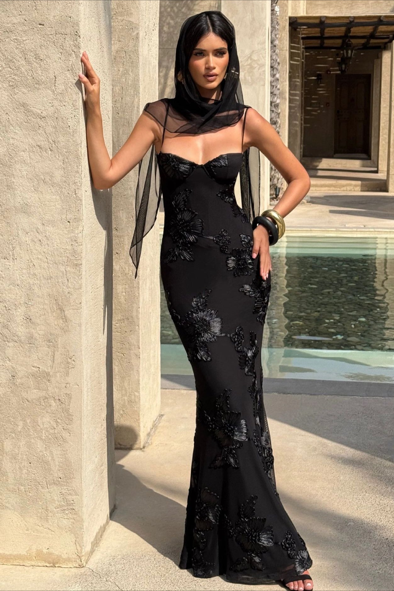 Vestido de graduación sólido con apliques 3D, almohadilla de hueso y espalda con lazo